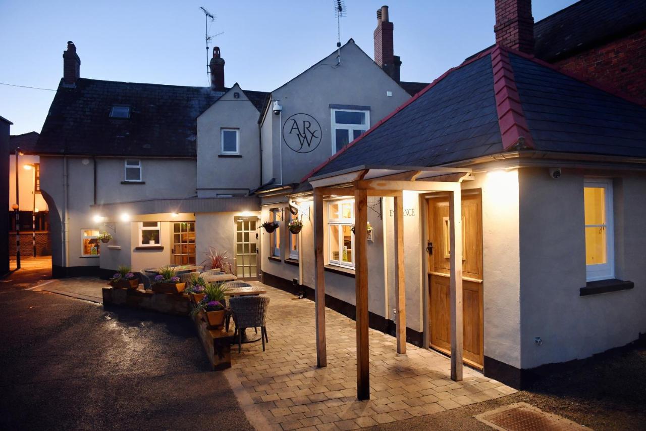 Alfred Russel Wallace Restaurant With Rooms Usk Exterior foto